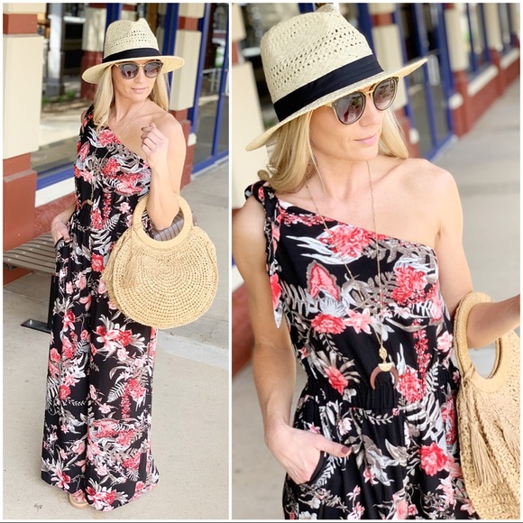 Infinity Raine Pants - ✨LAST ONE✨Black Floral Jumpsuit